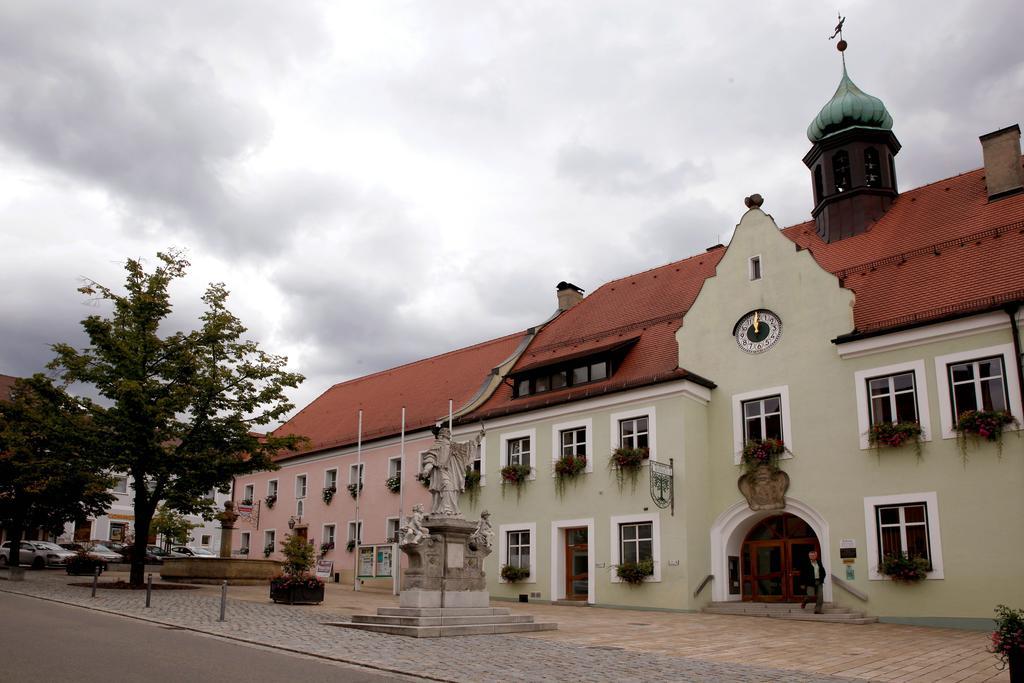 Sonnenhotel Bayerischer Hof - All Inklusive Angebote Verfuegbar Waldmünchen エクステリア 写真